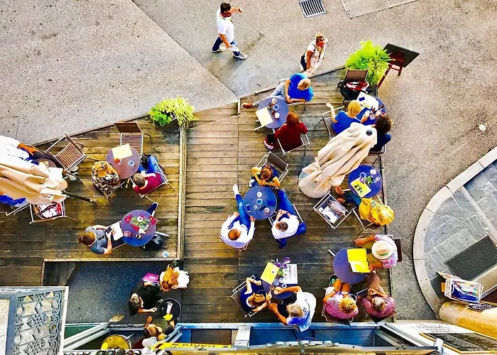 Casa de hóspedes Pardo Bar